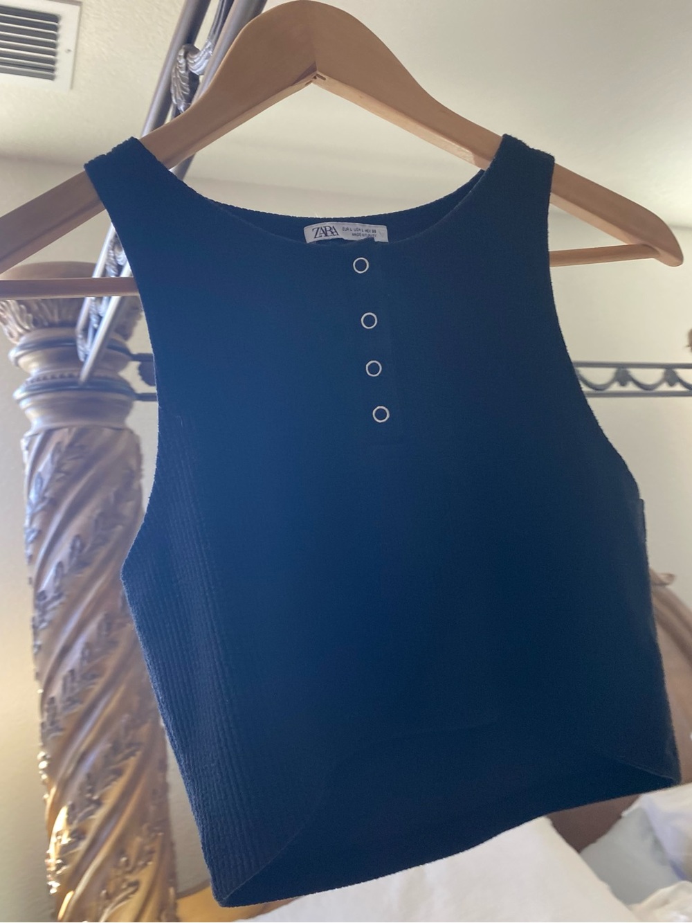 Zara Black Ribbed Crop Tank